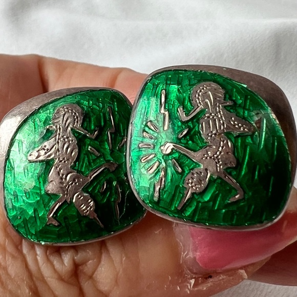 VINTAGE ANTIQUE STERLING SILVER INLAID GREEN ENAMEL CUFFLINKS UNUSUAL RARE PIECE